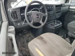 2019 GMC Savana Cargo Van with VIN 1GTW7AFG4K1216429, listed as a Copart auction lot 52788415 with 193,405 mi miles and Salvage Title. Bid and sale history available at carsss.com. Image 8.