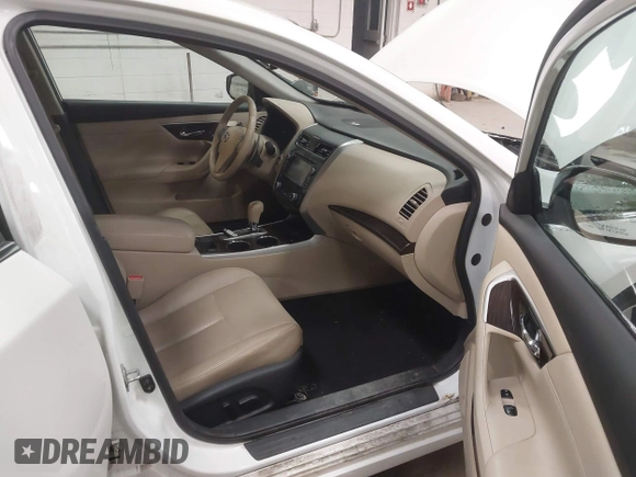 2015 Nissan Altima SL with VIN 1N4BL3AP3FC144071, listed as a IAAI auction lot 41526660 with 204,142 mi miles and . Bid and sale history available at carsss.com. Image 5.