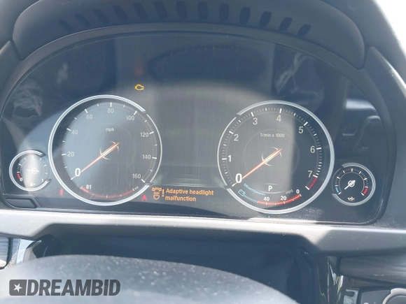 2016 BMW X6 xDrive35i with VIN 5UXKU2C53G0N84273, listed as a IAAI auction lot 42104112 with 61,183 mi miles and . Bid and sale history available at DreamBid. Image 7.