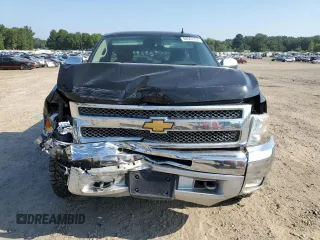 2012 Chevrolet Silverado 1500 LT with VIN 1GCNKSE05CZ189703, listed as a Copart auction lot 68562124 with 130,836 mi miles and Salvage Title. Bid and sale history available at carsss.com. Image 5.