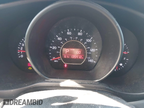 2014 Kia Soul with VIN KNDJN2A2XE7070668, listed as a IAAI auction lot 41661161 with 135,412 mi miles. Bid and sale history available at carsss.com. Image 7.