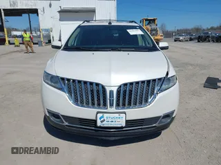 2015 Lincoln MKX with VIN 2LMDJ8JK5FBL28180, listed as a IAAI auction lot 41902983 with 112,790 mi miles. Bid and sale history available at carsss.com. Image 12.