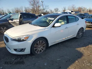 2014 Kia Cadenza Premium with VIN KNALN4D70E5129022, listed as a Copart auction lot 84328064 with 74,183 mi miles and Clean Title. Bid and sale history available at carsss.com. Image 1.
