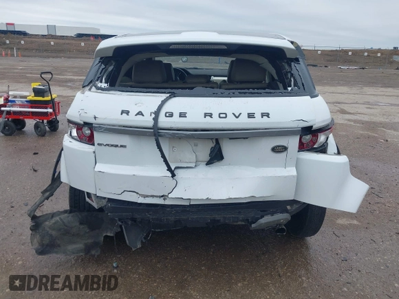 2014 Land Rover Range Rover Evoque Pure Plus z VIN SALVP2BG5EH900420, wystawiony jako IAAI lot #41940049 z przebiegiem 136 916 mil mil oraz . Historia ofert i sprzedaży dostępna na DreamBid. Obrazek 6.