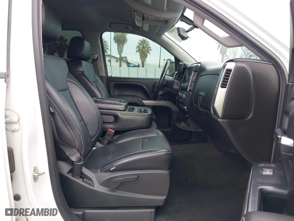 2014 Chevrolet Silverado 1500 LT with VIN 3GCUKREC8EG221528, listed as a IAAI auction lot 41549587 with 170,108 mi miles. Bid and sale history available at carsss.com. Image 5.