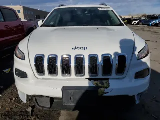 2016 Jeep Cherokee Altitude with VIN 1C4PJMCB6GW148886, listed as a Copart auction lot 43605415 with 119,331 mi miles and Salvage Title. Bid and sale history available at carsss.com. Image 5.
