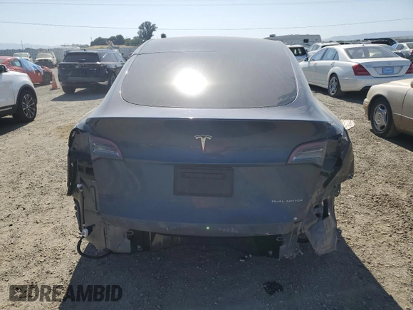 2022 Tesla Model Y Long Range z VIN 7SAYGDEE6NF429701, wystawiony jako Copart lot #58585665 z przebiegiem 86 537 mil mil oraz Szkoda całkowita • Salvage title. Historia ofert i sprzedaży dostępna na DreamBid. Obrazek 6.
