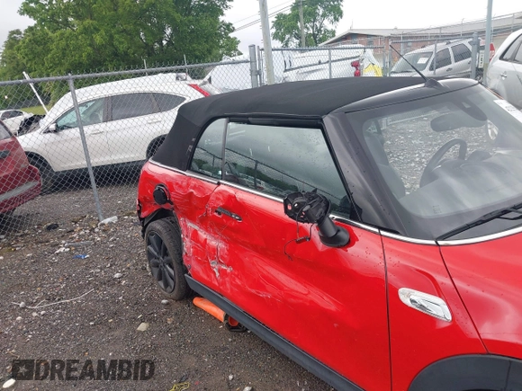 2019 MINI Convertible Cooper S с VIN WMWWG9C51K3E39565, выставлен на аукционе IAAI как лот 42125546 с пробегом 58 634 миль миль и . История ставок и продаж доступна на DreamBid. Изображение 6.