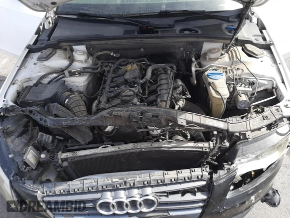 2013 Audi A4 Premium Plus z VIN WAUEFAFL4DN033083, wystawiony jako Copart lot #50030305 z przebiegiem 124 088 mil mil oraz Szkoda całkowita • Salvage title. Historia ofert i sprzedaży dostępna na DreamBid. Obrazek 13.