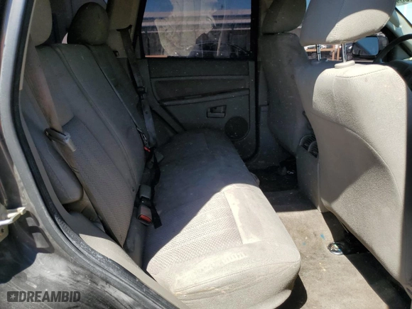 2005 Jeep Grand Cherokee Laredo with VIN 1J4HS48N55C732550, listed as a Copart auction lot 67326584 with 199,936 mi miles and Salvage Title. Bid and sale history available at carsss.com. Image 10.