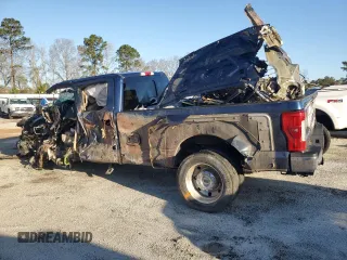 2017 Ford F-450 XL с VIN 1FT8W4DT3HEC73199, выставлен на аукционе Copart как лот 47220215 с пробегом Не указан миль и На запчасти • Non repairable. История ставок и продаж доступна на DreamBid. Изображение 2.