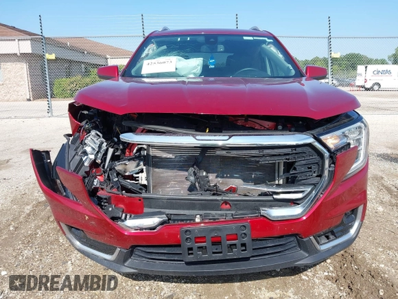 2024 GMC Terrain SLT z VIN 3GKALPEG2RL152604, wystawiony jako IAAI lot #42536073 z przebiegiem 44 147 mil mil oraz . Historia ofert i sprzedaży dostępna na DreamBid. Obrazek 6.
