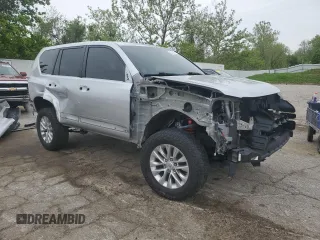 2017 Lexus GX 460 z VIN JTJBM7FX5H5168660, wystawiony jako Copart lot #55410675 z przebiegiem 128 599 mil mil oraz Szkody całkowita. Historia ofert i sprzedaży dostępna na DreamBid. Obrazek 4.