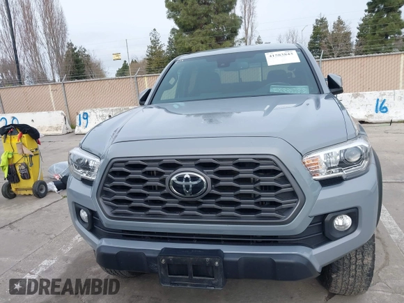 2021 Toyota Tacoma 4WD SR5 with VIN 3TMDZ5BN8MM114229, listed as a IAAI auction lot 41583843 with 46,927 mi miles. Bid and sale history available at carsss.com. Image 13.