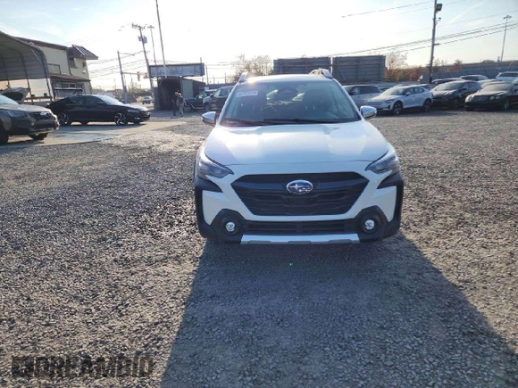 2025 Subaru Outback Touring with VIN 4S4BTAPC8S3143894, listed as a Copart auction lot 78879454 with 5 mi miles and Clean title. Bid and sale history available at DreamBid. Image 5.
