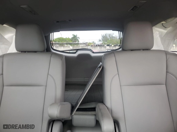 2018 Toyota Highlander SE with VIN 5TDJZRFH9JS541056, listed as a Copart auction lot 46634235 with 0 mi miles and Salvage Title. Bid and sale history available at carsss.com. Image 10.