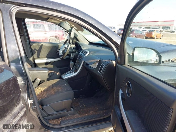 2008 Pontiac Torrent with VIN 2CKDL33F786046429, listed as a IAAI auction lot 41517641 with 165581 miles. Bid and sale history available at carsss.com. Image 5.