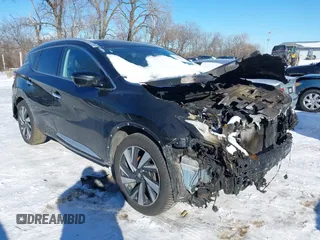2018 Nissan Murano Platinum with VIN 5N1AZ2MH1JN134893, listed as a IAAI auction lot 41320164 with 145,740 mi miles and . Bid and sale history available at carsss.com. Image 1.