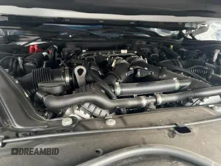 2023 BMW 7 Series 760i xDrive z VIN WBA33EJ02PCN27706, wystawiony jako Copart lot #44884564 z przebiegiem Nie podano mil oraz . Historia ofert i sprzedaży dostępna na DreamBid. Obrazek 7.