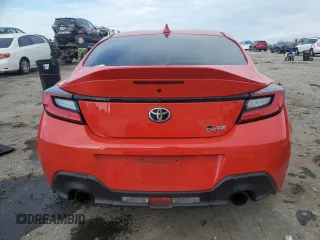 2023 Toyota GR86 Premium with VIN JF1ZNBE14P9759803, listed as a Copart auction lot 88985585 with 21,349 mi miles and Salvage Title. Bid and sale history available at carsss.com. Image 6.
