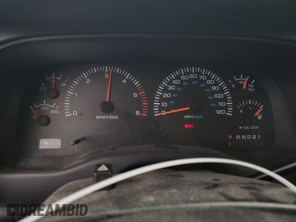 1999 Dodge Dakota SLT with VIN 1B7GG22Y7XS166815, listed as a Copart auction lot 48402125 with 176,458 mi miles and Salvage Title. Bid and sale history available at DreamBid. Image 9.