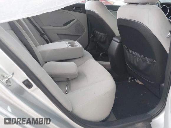 2014 Kia Optima LX with VIN 5XXGM4A71EG337837, listed as a IAAI auction lot 42251696 with 115,063 mi miles and . Bid and sale history available at DreamBid. Image 8.