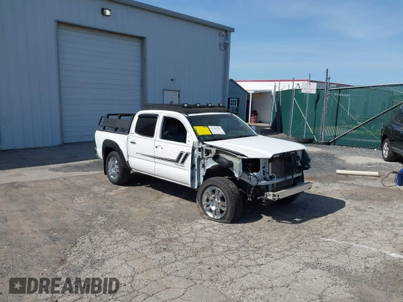 2013 Toyota Tacoma with VIN 3TMLU4EN9DM113137, listed as a IAAI auction lot 41709140 with 57,704 mi miles and . Bid and sale history available at DreamBid. Image 1.