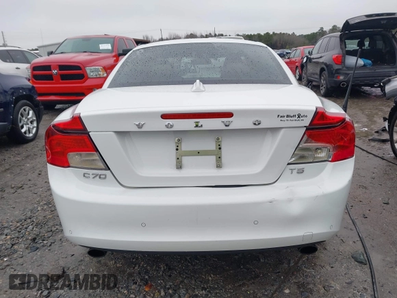 2013 Volvo C70 T5 with VIN YV1672MC9DJ139186, listed as a IAAI auction lot 41541171 with 99,753 mi miles. Bid and sale history available at carsss.com. Image 16.