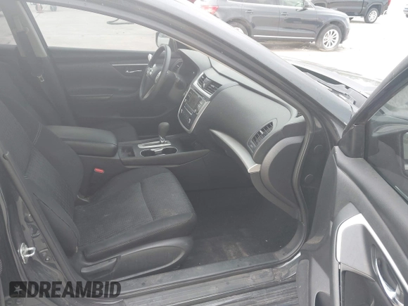 2016 Nissan Altima S with VIN 1N4AL3APXGN321667, listed as a IAAI auction lot 42163234 with 133,396 mi miles and . Bid and sale history available at carsss.com. Image 5.