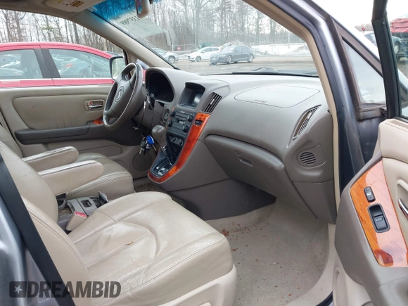 2002 Lexus RX 300 with VIN JTJGF10U120140757, listed as a IAAI auction lot 41357989 with 196,898 mi miles. Bid and sale history available at carsss.com. Image 5.