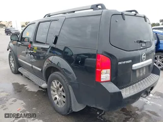 2012 Nissan Pathfinder SV with VIN 5N1AR1NN0CC634556, listed as a IAAI auction lot 41277695 with 197,406 mi miles. Bid and sale history available at carsss.com. Image 3.