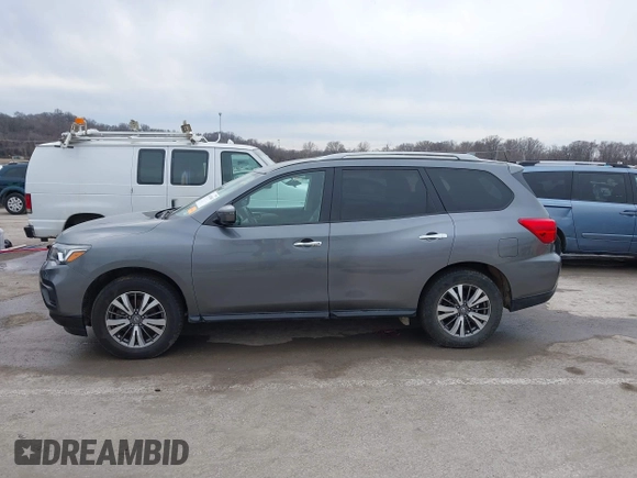 2019 Nissan Pathfinder S z VIN 5N1DR2MM7KC593207, wystawiony jako IAAI lot #41639401 z przebiegiem 71 494 mil mil oraz . Historia ofert i sprzedaży dostępna na DreamBid. Obrazek 14.