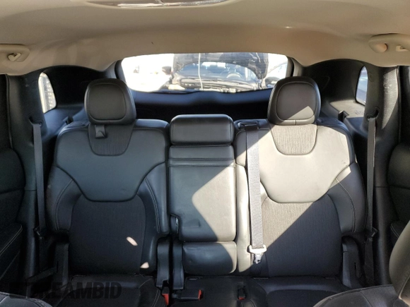2018 Jeep Cherokee Latitude Plus with VIN 1C4PJLLB1JD512001, listed as a Copart auction lot 77412584 with 40,637 mi miles and Salvage title. Bid and sale history available at DreamBid. Image 10.