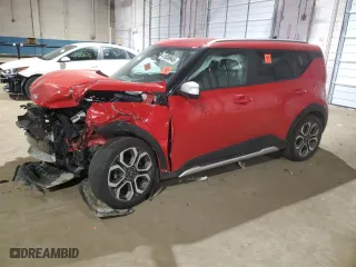 2021 Kia Soul X-Line with VIN KNDJ23AU9M7141924, listed as a Copart auction lot 41858945 with 31,887 mi miles and Non Repairable. Bid and sale history available at carsss.com. Image 1.