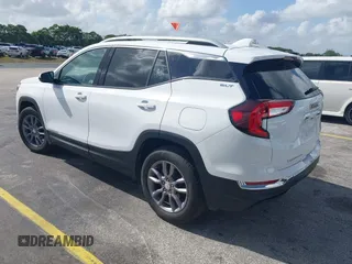 2024 GMC Terrain SLT with VIN 3GKALVEG2RL279907, listed as a IAAI auction lot 41951454 with 22,325 mi miles. Bid and sale history available at carsss.com. Image 3.
