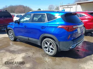 2021 Kia Seltos EX with VIN KNDERCAAXM7167273, listed as a IAAI auction lot 41839652 with 64,256 mi miles and . Bid and sale history available at DreamBid. Image 3.