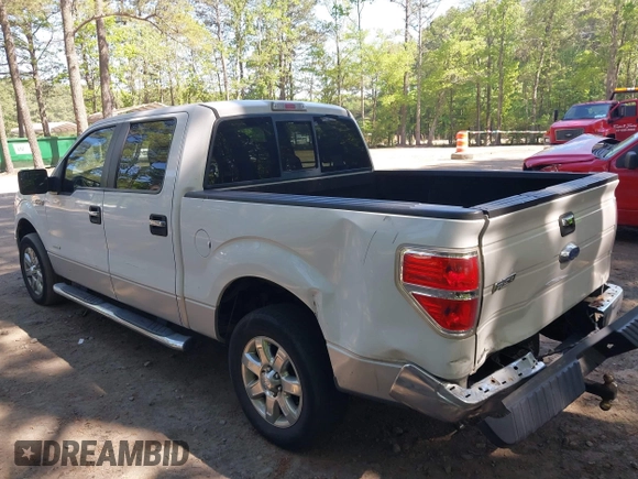 2013 Ford F-150 XL with VIN 1FTFW1CT8DFA12243, listed as a IAAI auction lot 42133425 with 240,282 mi miles and . Bid and sale history available at DreamBid. Image 3.