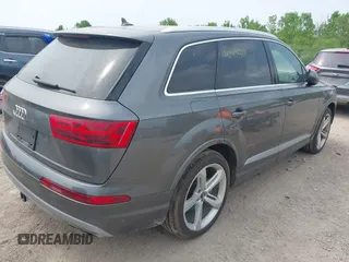 2019 Audi Q7 Prestige with VIN WA1VAAF78KD025828, listed as a IAAI auction lot 42409369 with 92,834 mi miles and . Bid and sale history available at DreamBid. Image 4.