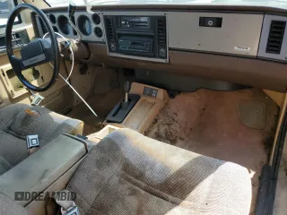 1985 Chevrolet Blazer с VIN 1G8CT18B5F8156619, выставлен на аукционе Copart как лот 61977745 с пробегом 22 993 миль миль и Чистый • Clean title. История ставок и продаж доступна на DreamBid. Изображение 8.