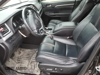 2019 Toyota Highlander SE z VIN 5TDJZRFH2KS963669, wystawiony jako Copart lot #52721595 z przebiegiem 85 366 mil mil oraz Szkoda całkowita • Salvage title. Historia ofert i sprzedaży dostępna na DreamBid. Obrazek 7.