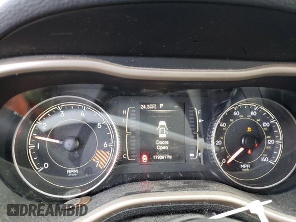 2014 Jeep Cherokee Altitude with VIN 1C4PJMCB1EW241229, listed as a Copart auction lot 84825234 with 179,361 mi miles and Salvage Title. Bid and sale history available at carsss.com. Image 9.