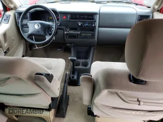 2001 Volkswagen EuroVan с VIN WV2KB47071H157108, выставлен на аукционе Copart как лот 78761524 с пробегом 255 091 миль миль и Списание • Salvage title. История ставок и продаж доступна на DreamBid. Изображение 8.