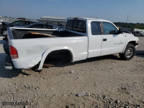 2000 Dodge Dakota Sport with VIN 1B7GG22N0YS547574, listed as a Copart auction lot 69222114 with 175,072 mi miles and Salvage Title. Bid and sale history available at carsss.com. Image 3.