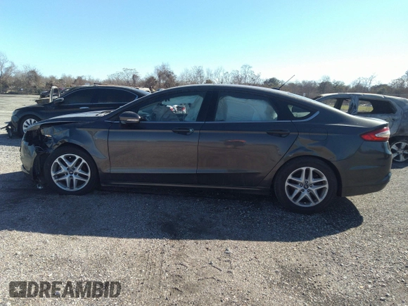 2016 Ford Fusion SE with VIN 3FA6P0HDXGR333108, listed as a IAAI auction lot 41065202 with 184,227 mi miles. Bid and sale history available at carsss.com. Image 14.