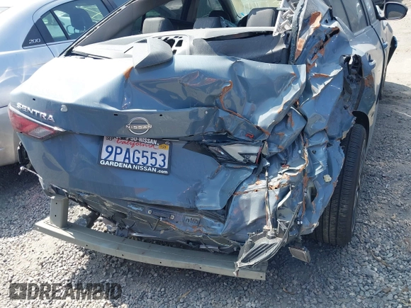 2024 Nissan Sentra SR with VIN 3N1AB8DV7RY285157, listed as a IAAI auction lot 41925272 with 4,173 mi miles and . Bid and sale history available at DreamBid. Image 16.