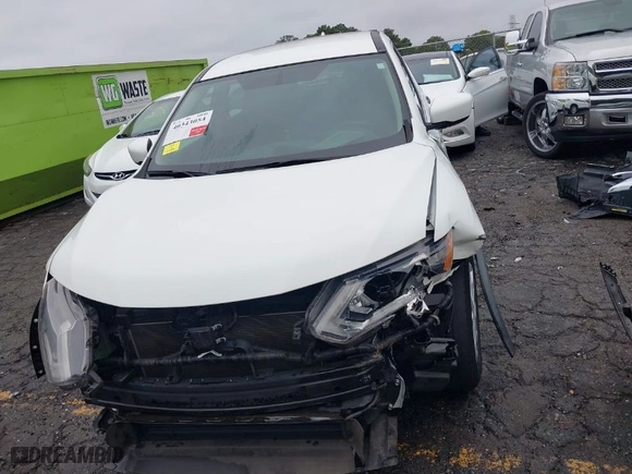 2018 Nissan Rogue S with VIN KNMAT2MT1JP622708, listed as a IAAI auction lot 40343054 with 101,209 mi miles. Bid and sale history available at carsss.com. Image 13.