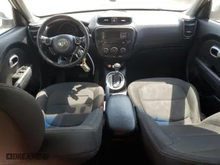 2014 Kia Soul with VIN KNDJN2A29E7075442, listed as a Copart auction lot 61624974 with 150,034 mi miles and Non Repairable. Bid and sale history available at carsss.com. Image 8.