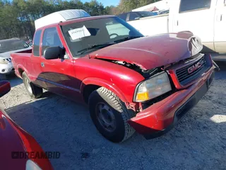 2000 GMC Sonoma SLS 1SR with VIN 1GTCS1950Y8270659, listed as a IAAI auction lot 41699057 with 159,654 mi miles and . Bid and sale history available at DreamBid. Image 1.