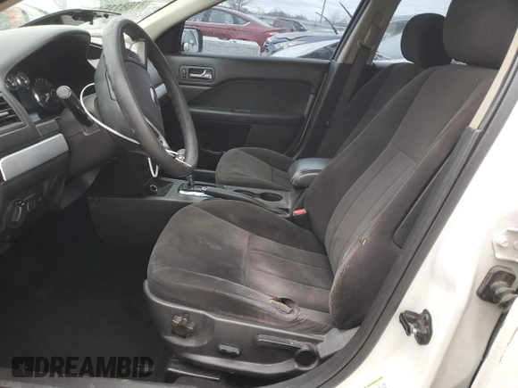2008 Mercury Milan with VIN 3MEHM07188R641543, listed as a Copart auction lot 81681154 with 178,564 mi miles and Salvage title. Bid and sale history available at DreamBid. Image 7.