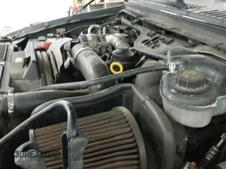 2006 Ford F-250 XL z VIN 1FTSW21P56EC47525, wystawiony jako IAAI lot #42791648 z przebiegiem 209 811 mil mil oraz . Historia ofert i sprzedaży dostępna na DreamBid. Obrazek 24.